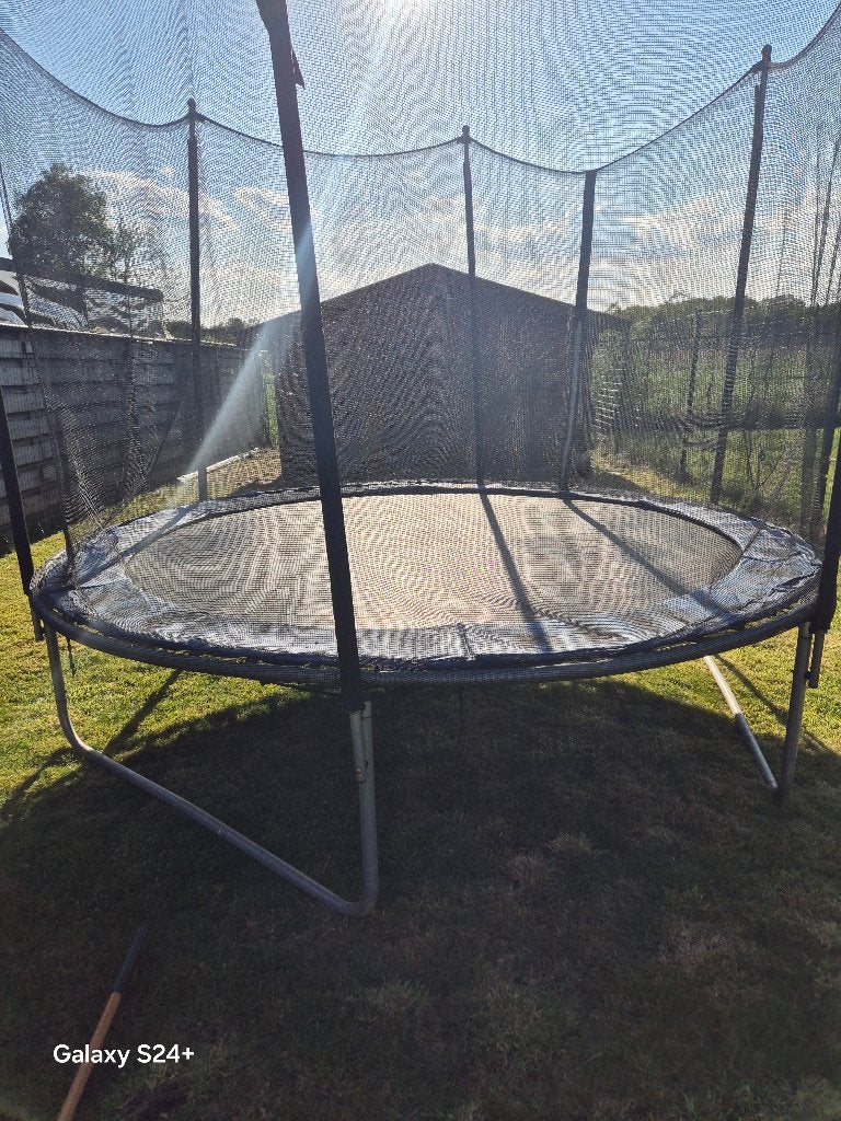 Trampoline, Ophalen, Gebruikt