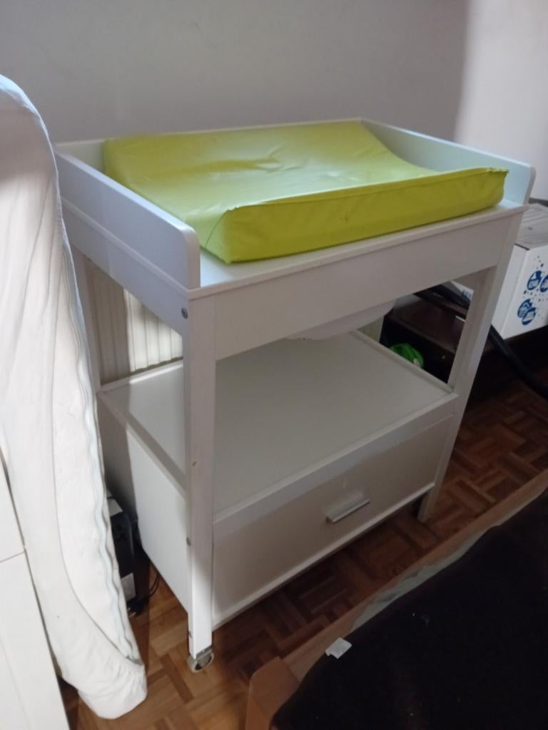 Luiertafel met bad en bed, Ophalen, Badje