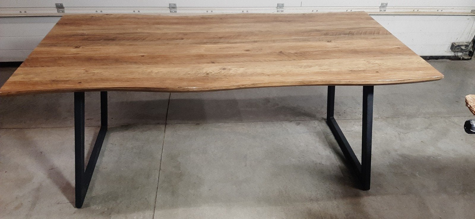 Table Salle à manger., Enlèvement
