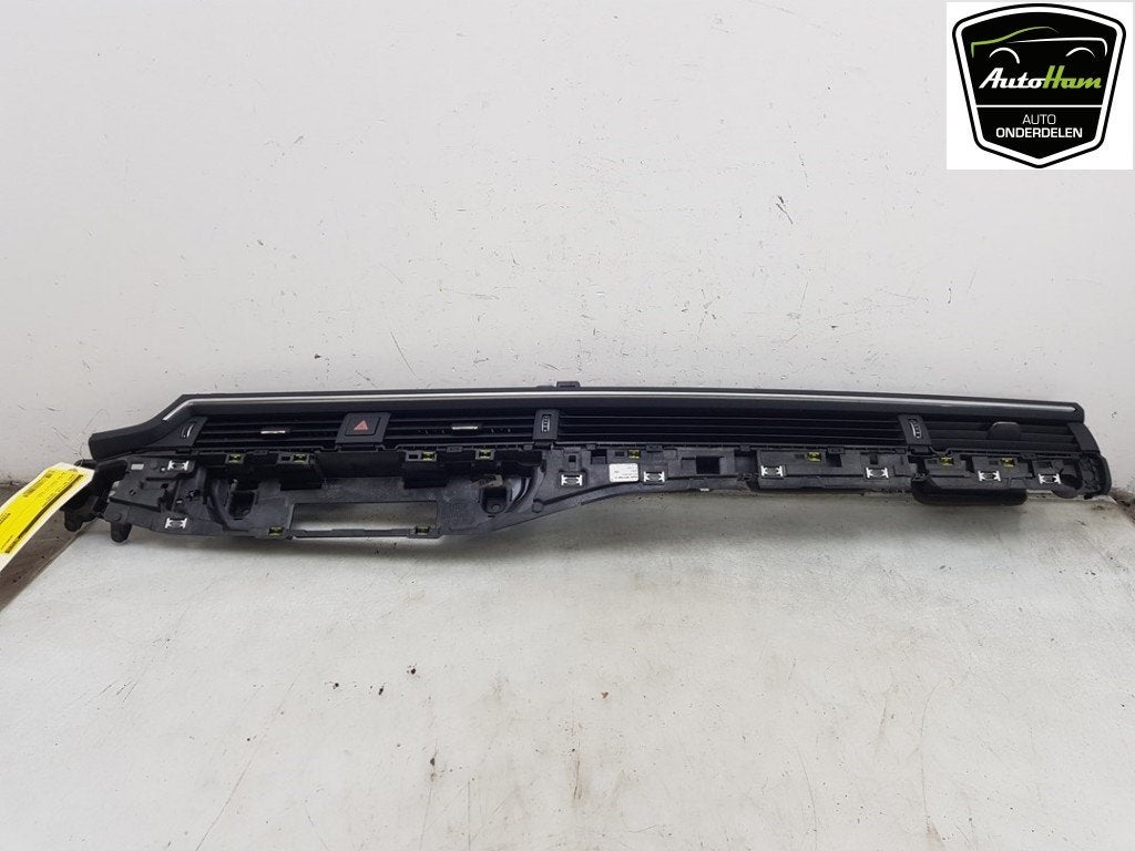 DASHBOARD LUCHTROOSTER Audi A4 Avant (B9) (01-2015/10-2019), Gebruikt, Audi