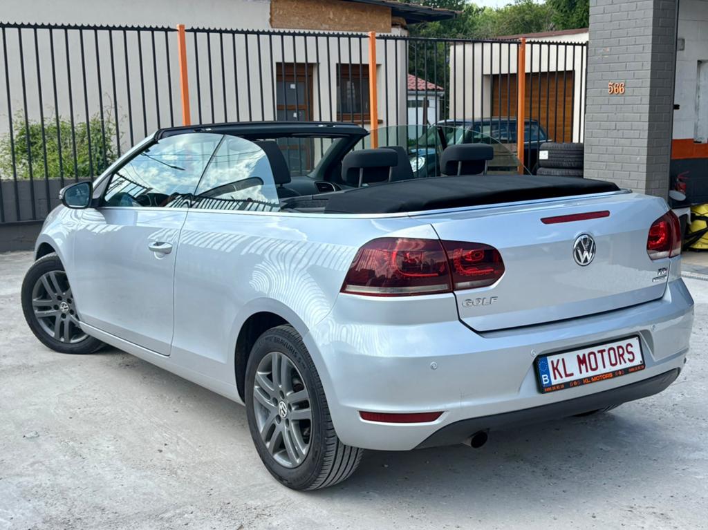 VW GOLF 6 CABRIOLET 1.6CR TDI 105CV 131 000KM CARPASS 2012, Autos, Achat, Entreprise, Cabriolet, Noir