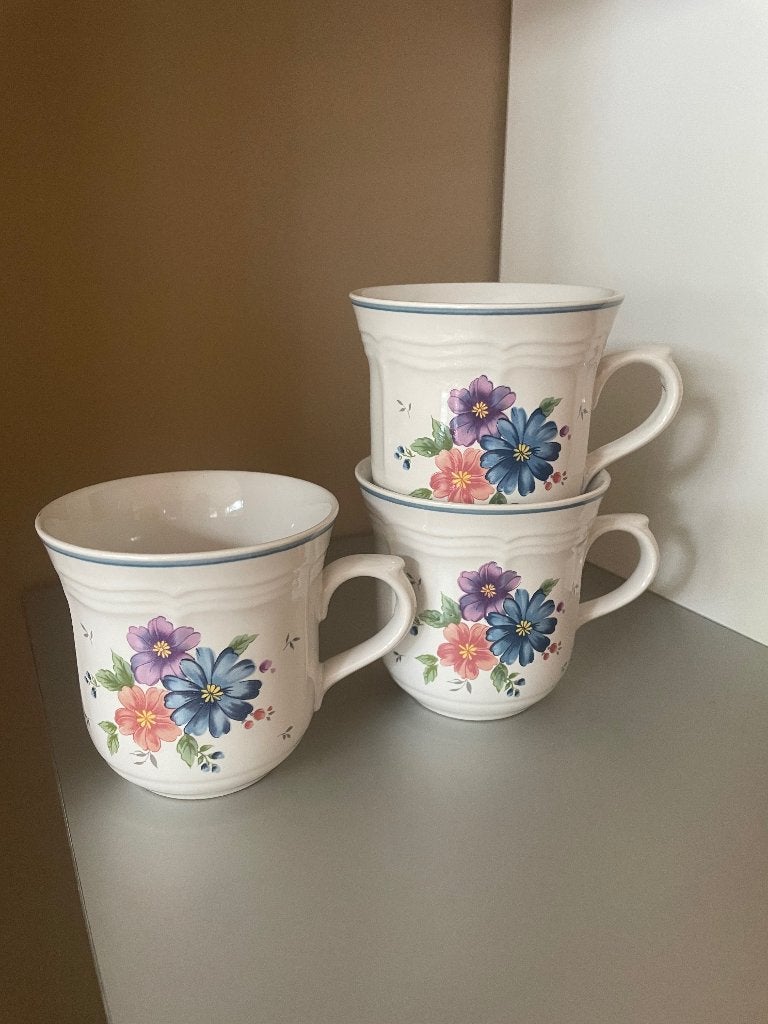 Tasses Provincial Bouquet Made in Thailand JMP Marketing, Neuf, Enlèvement ou Envoi, Céramique, Autres styles