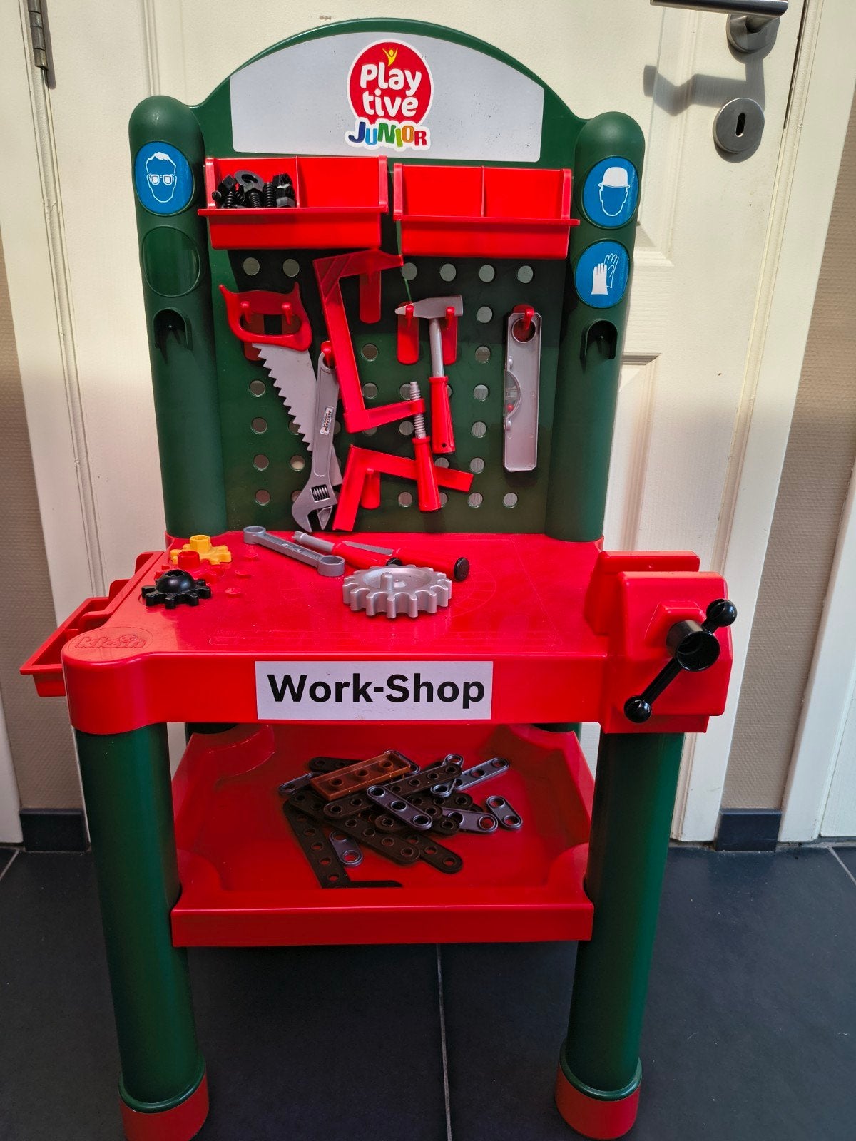 Kinder werkbankje. Play tive junior, Ophalen