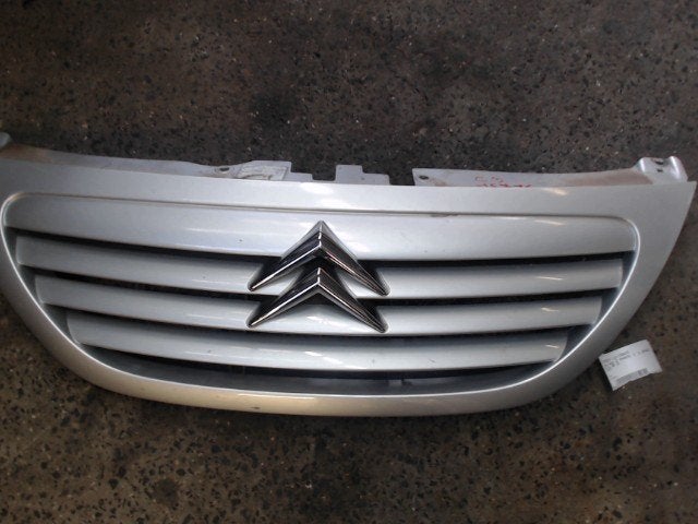 Calandre Citroen C3 2002-2005 LP/15716, Ophalen, Gebruikt