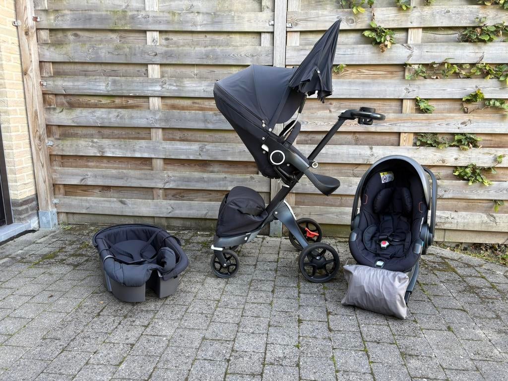 Stokke Xplory kinderwagen + isofix, Kinderen en Baby's, Kinderwagens en Combinaties, Ophalen, Zo goed als nieuw, Kinderwagen, Verstelbare duwstang