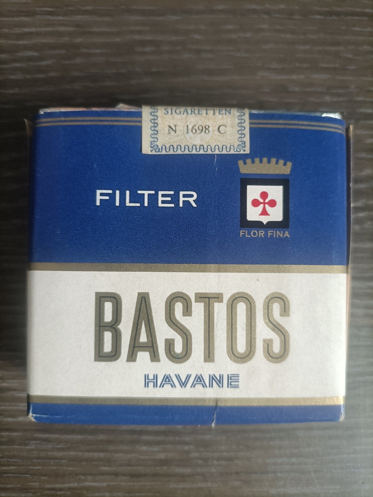 oud pakje sigaretten bastos Havana , nog gesloten, Verzamelen, Ophalen