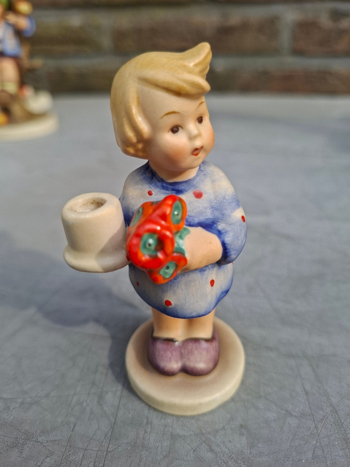 Uiterst zeldzaam MEL 1 Hummel - Girl with nosegay, Antiek en Kunst, Ophalen