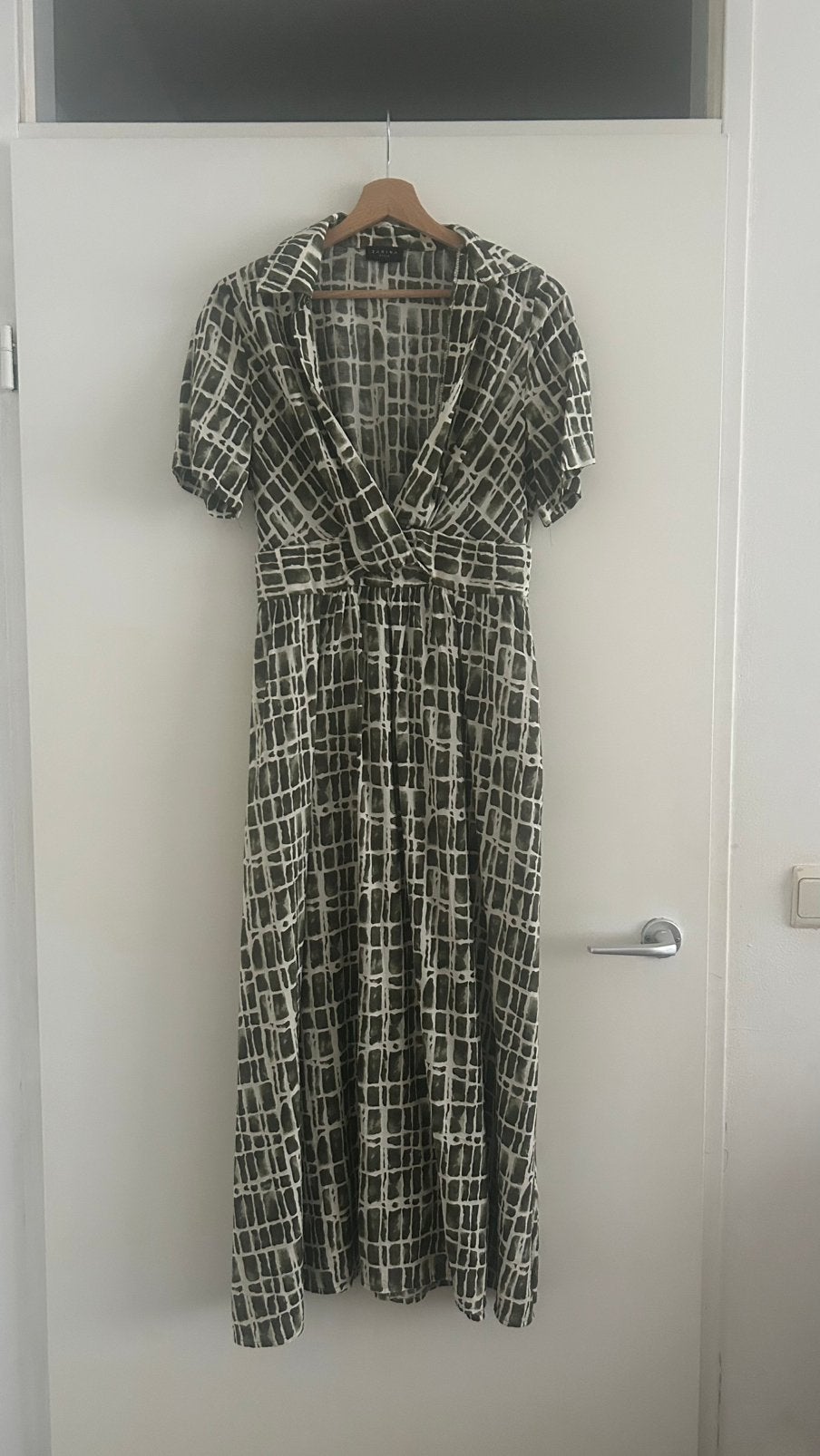 Jurk, Kleding | Dames, Jurken, Ophalen of Verzenden, Nieuw, Maat 42/44 (L)