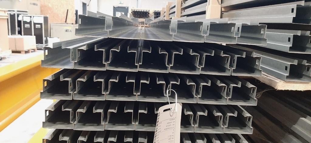 S350GD ZM310 stalen profielrails, Doe-het-zelf en Bouw, Metalen, Nieuw, Ophalen