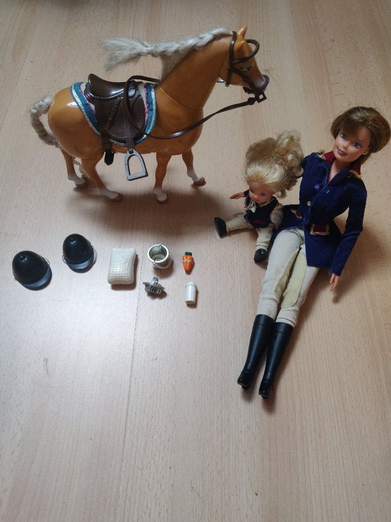 Barbie + Shelly + Pony, Ophalen, Gebruikt, Barbie