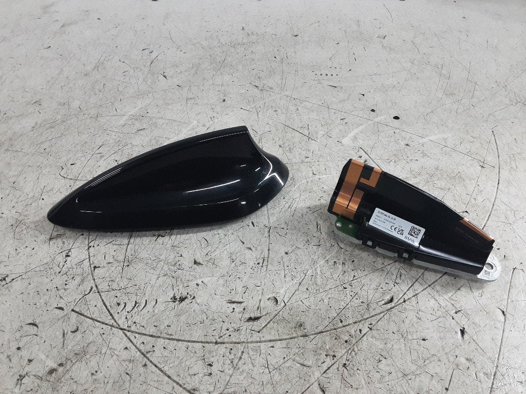 ANTENNE BMW X2 (F39) (01-2017/10-2023) (ED929148404), Mevr. I. Hauben, Utilisé, BMW, Rue de l'Espoir 34 34
4030  GRIVEGNÉE, BE