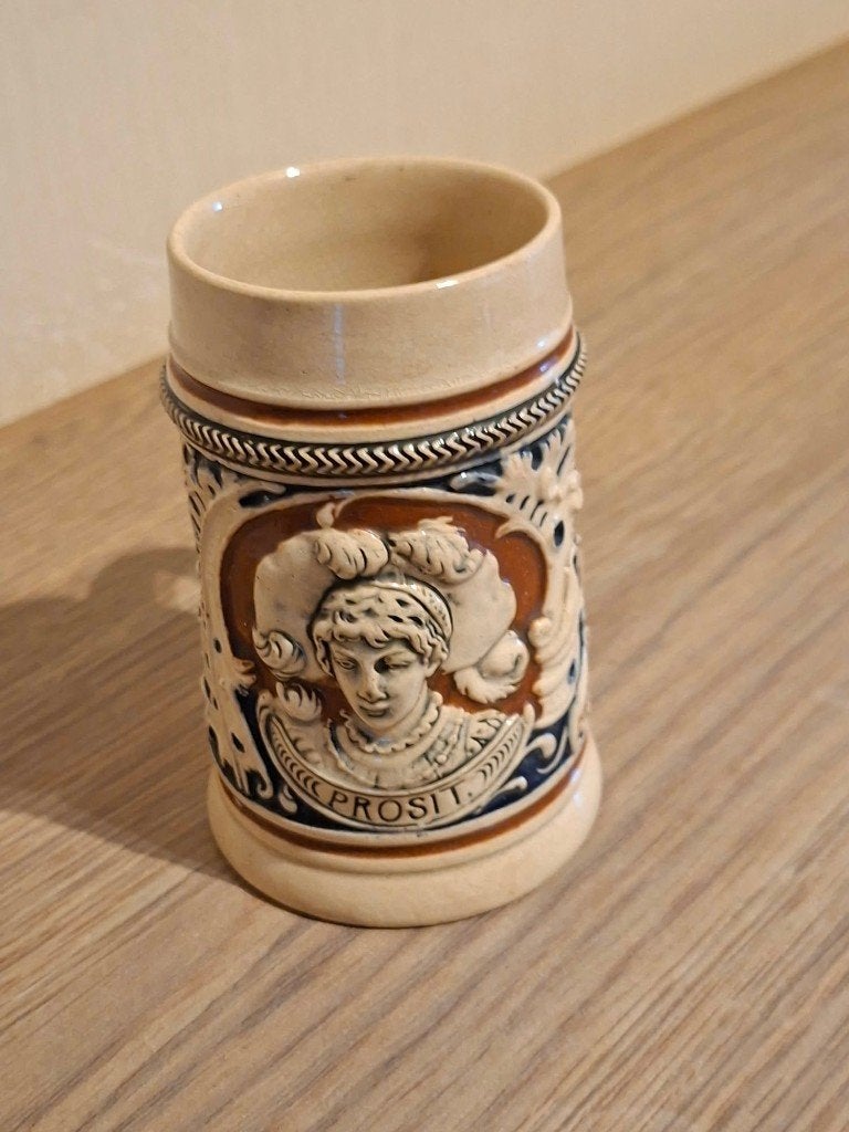 Traditionele Duitse bierpul, Ophalen of Verzenden, Gebruikt, Overige typen