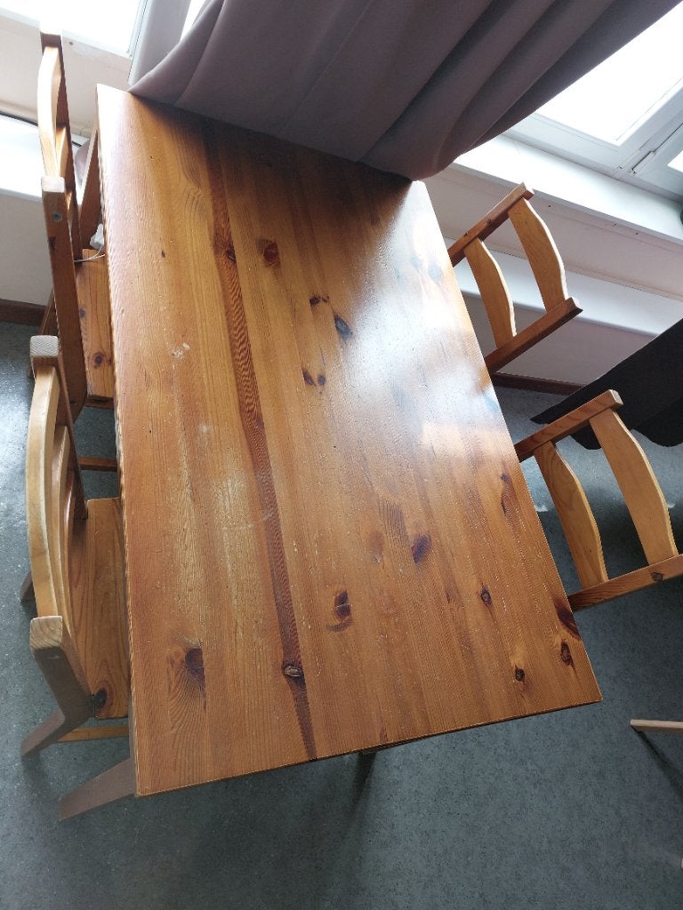 Table et 4 chaises, 100 à 150 cm, Quatre personnes, Enlèvement, Utilisé
