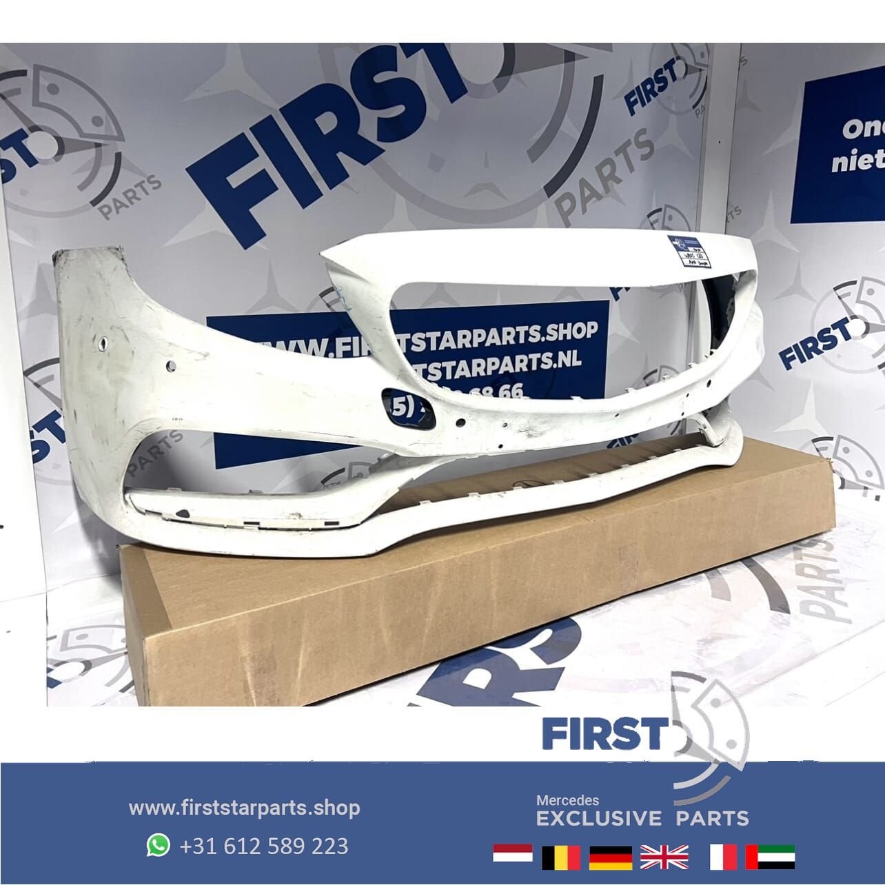 W205 C63 AMG Voorbumper Mercedes C Klasse 2014-2018 wit PDC, Utilisé, -, Avant, -