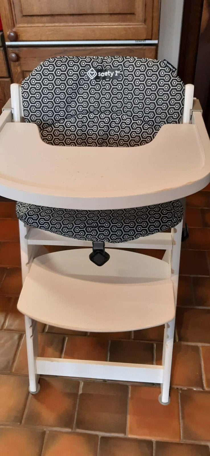 Safety 1ste houten eetstoel, Kinderen en Baby's, Kinderstoelen, Ophalen, Gebruikt, Meegroeistoel