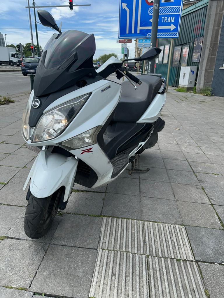 Sym gts 125 annee 2016, Vélos & Vélomoteurs, Autres modèles, Enlèvement, Utilisé