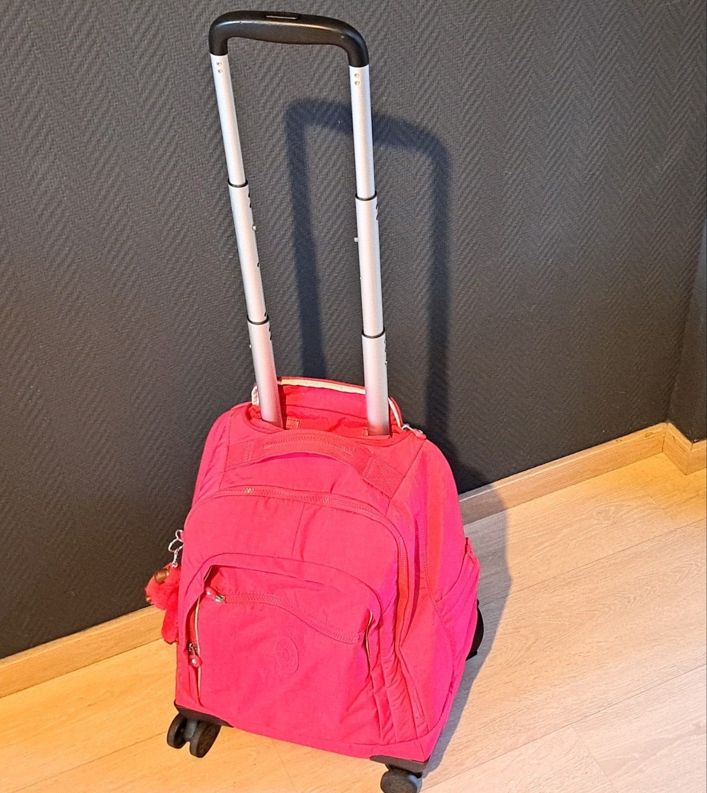 Kipling modèle new zea comme neuf rose valeur neuf 200 euro, Enlèvement ou Envoi, Comme neuf, Rose