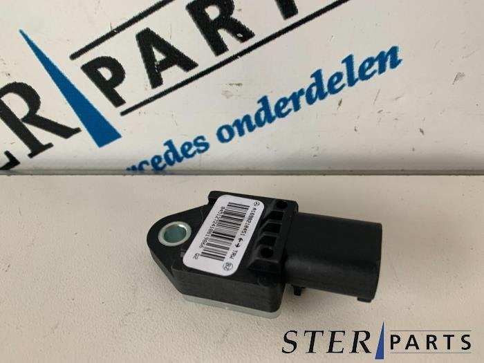 Airbag Sensor van een Mercedes A-Klasse, Gebruikt, -, Ophalen of Verzenden, -
