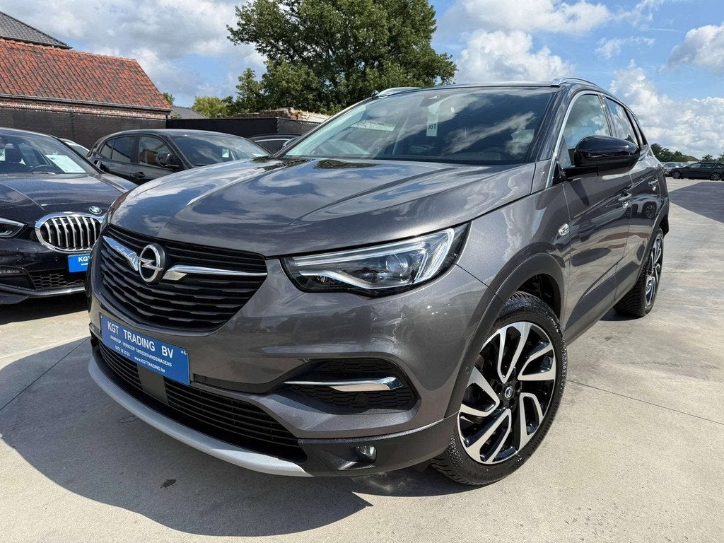 Opel Grandland X 1.2i 130PK NAVIGATIE CARPLAY LEDER DODEHOEK, Gebruikt, 5 deurs, 3 cilinders, 131 pk