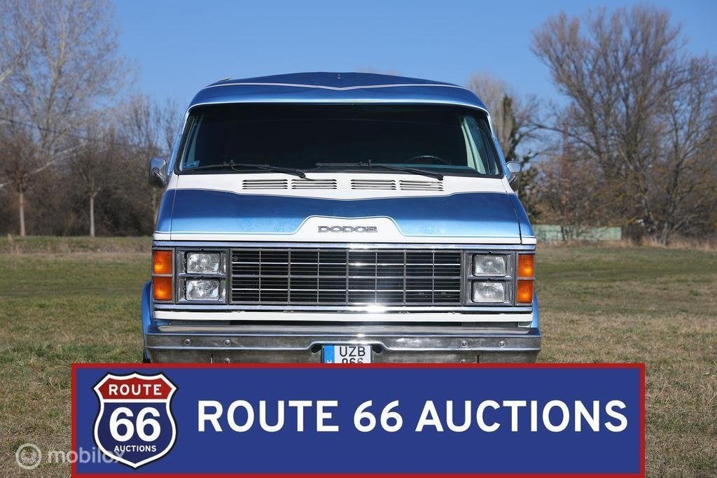 Dodge Ram Van B150 | 1982 | Route 66 Auctions, Auto's, Zwart, Bedrijf, Handgeschakeld, Overige carrosserie