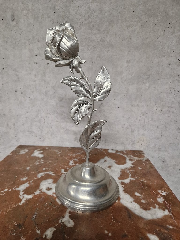 Decoratief tinnen roossculptuur, Antiek en Kunst, Ophalen
