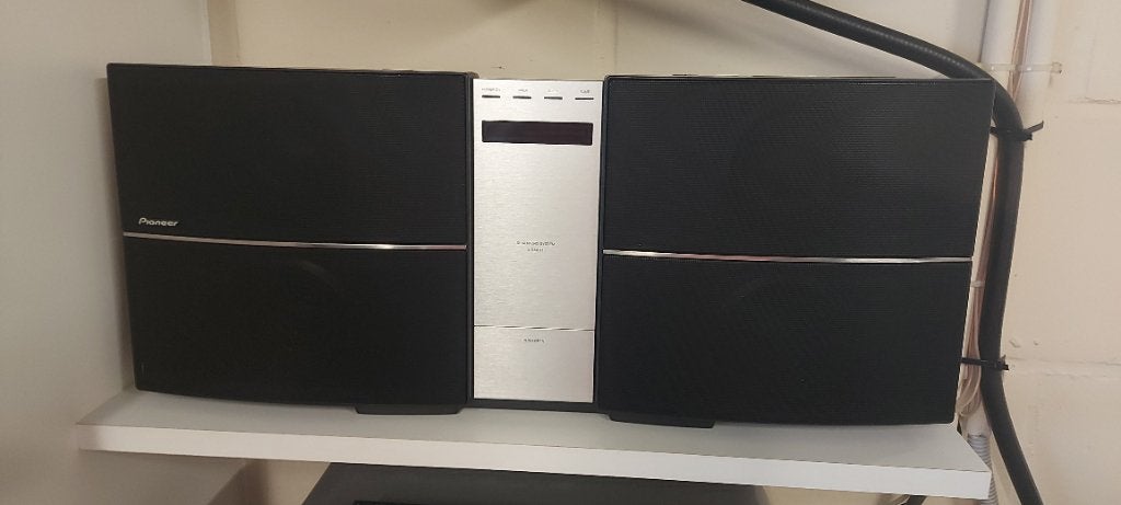 RADIO FM PIONEER, Ophalen, Radio