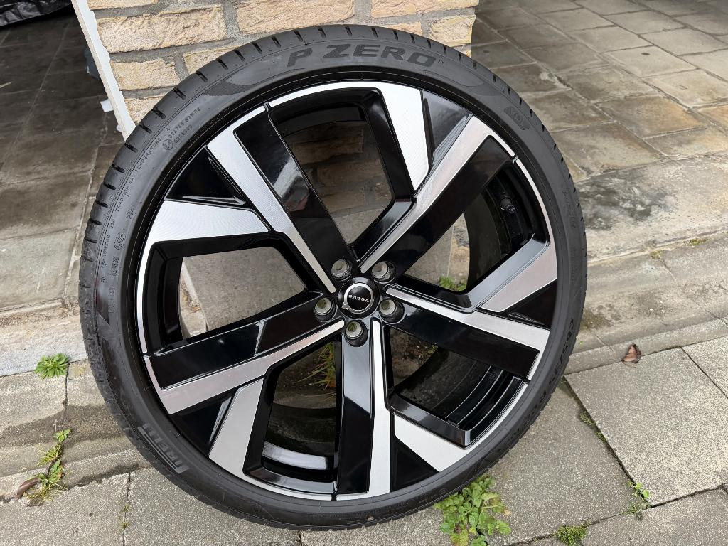 Jantes Volvo xc60 22 pouces original kit neuf 2026, Autos : Pièces & Accessoires, Pneus & Jantes, Pneus et Jantes, Pneus été, Autres dimensions