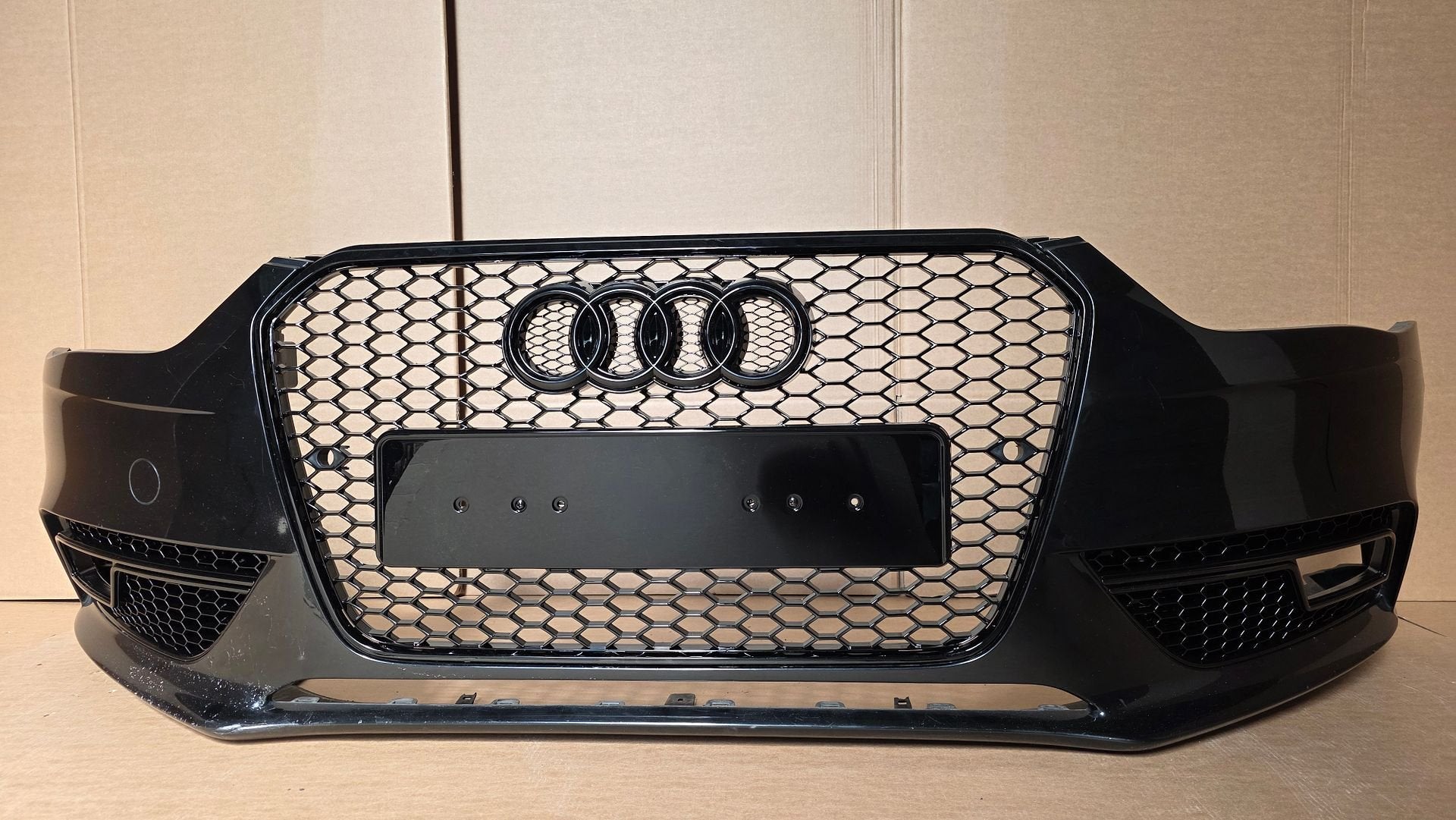 Voorbumper Audi A4 B8 8K Facelift 8K0 Bumper bj.2012-2016, Auto-onderdelen, Gebruikt, -, Voor, Ophalen of Verzenden