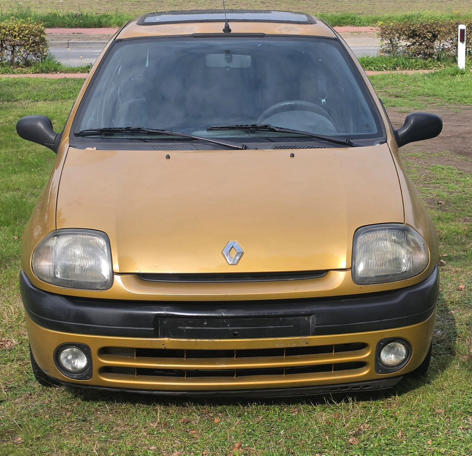 Renault clıo 1.2 essence à 2000 220 000 km, Autos, Particulier, Achat