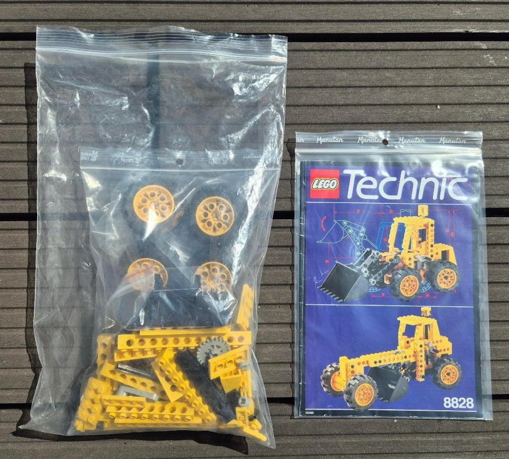 Lego 8828 - Front & end loader (1992), Gebruikt, Lego, Inclusief instructies, Ophalen of Verzenden