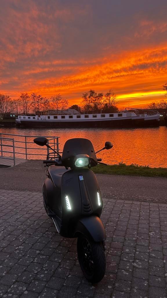 vespa sprint a klasse, Fietsen en Brommers, Scooters | Vespa, Ophalen, Gebruikt, Benzine, 50 cc