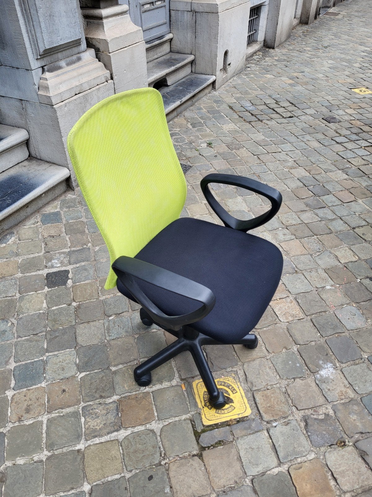 Chaise bureau à roulettes tissu noir vert, Huis en Inrichting, Bureaustoelen, Ophalen, Groen