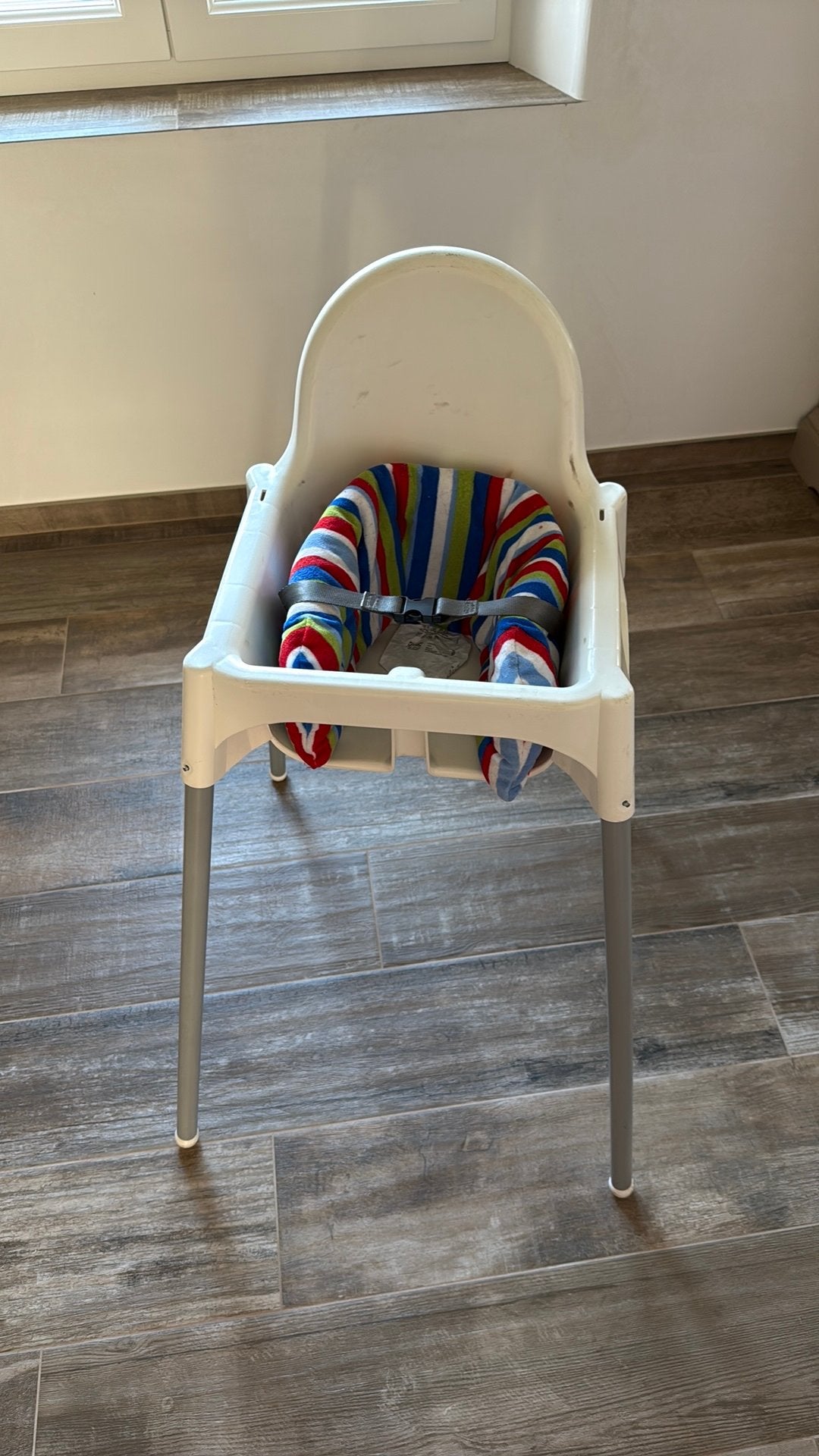 Ikea eetstoel met verkleinkussen, Ophalen, Gebruikt, Aanschuifbaar