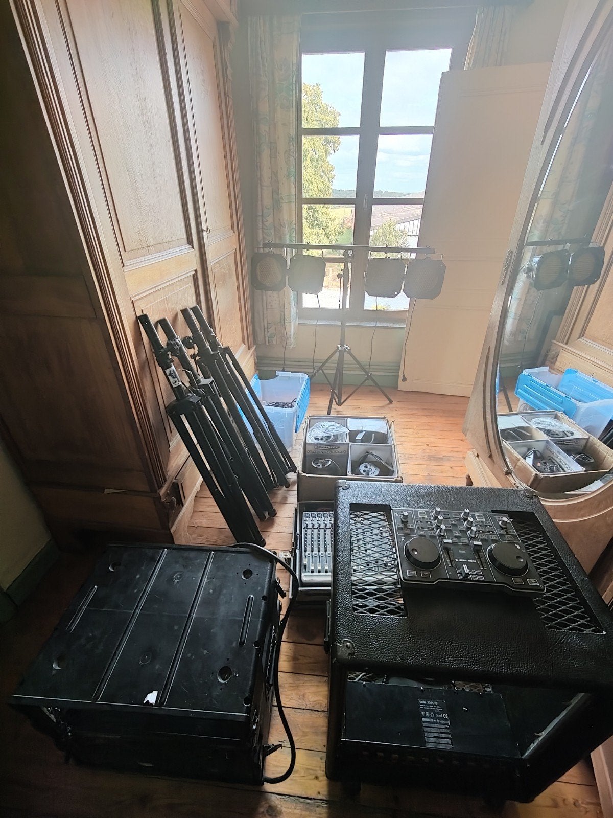 Lot matériel sono & lumière scène, Musique & Instruments, Amplis | Clavier, Moniteur & Sono, Sono