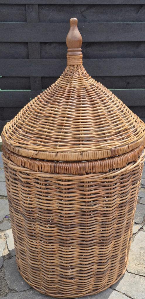 Mand in rotan, Huis en Inrichting, Ophalen, Mand