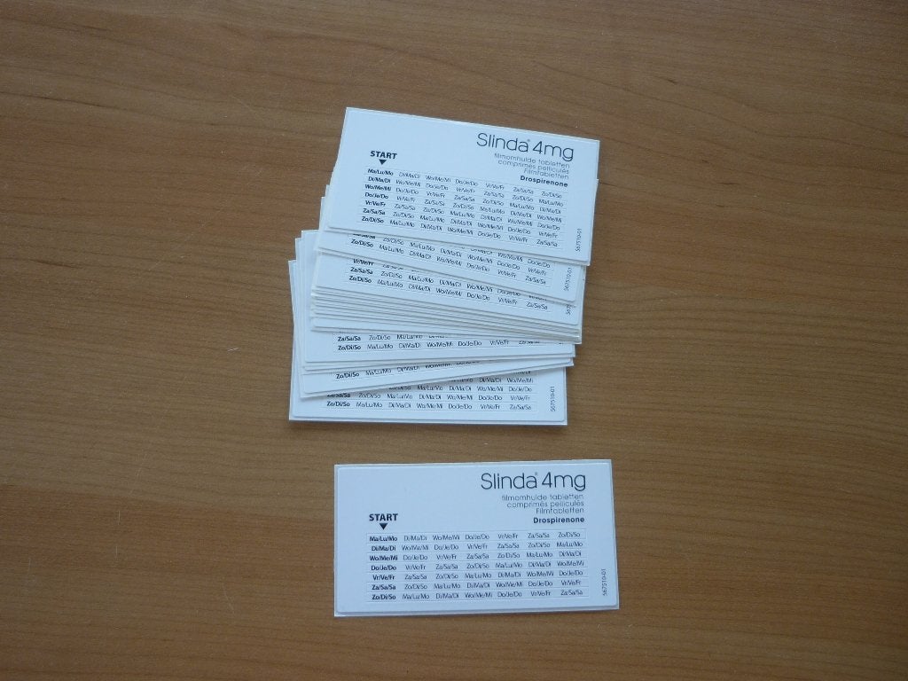 Gratis 13 sticker kaarten met elk 7 rijen weekdagen, Verzamelen, Ophalen