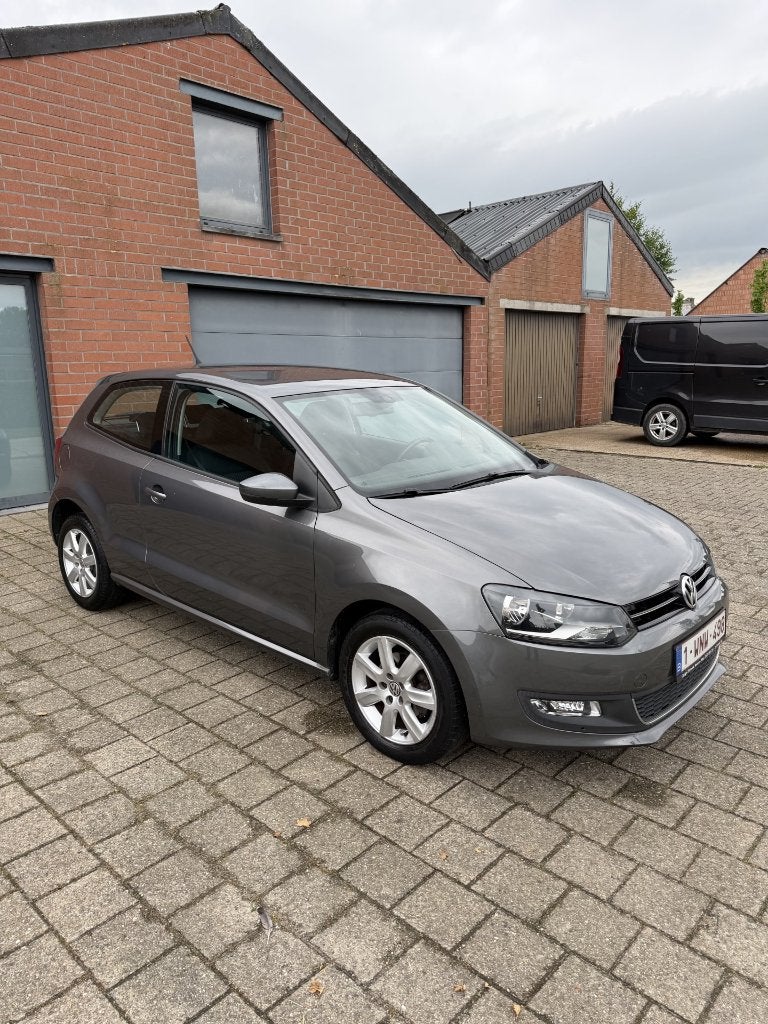 Volkswagen Polo 1.2i Trendline (110.000 km), Voorwielaandrijving, Stof, Grijs, Particulier