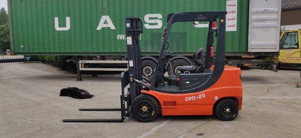 nieuwe heftruck te koop 2 ton met sideshift, Zakelijke goederen, Machines en Bouw | Transport, Ophalen