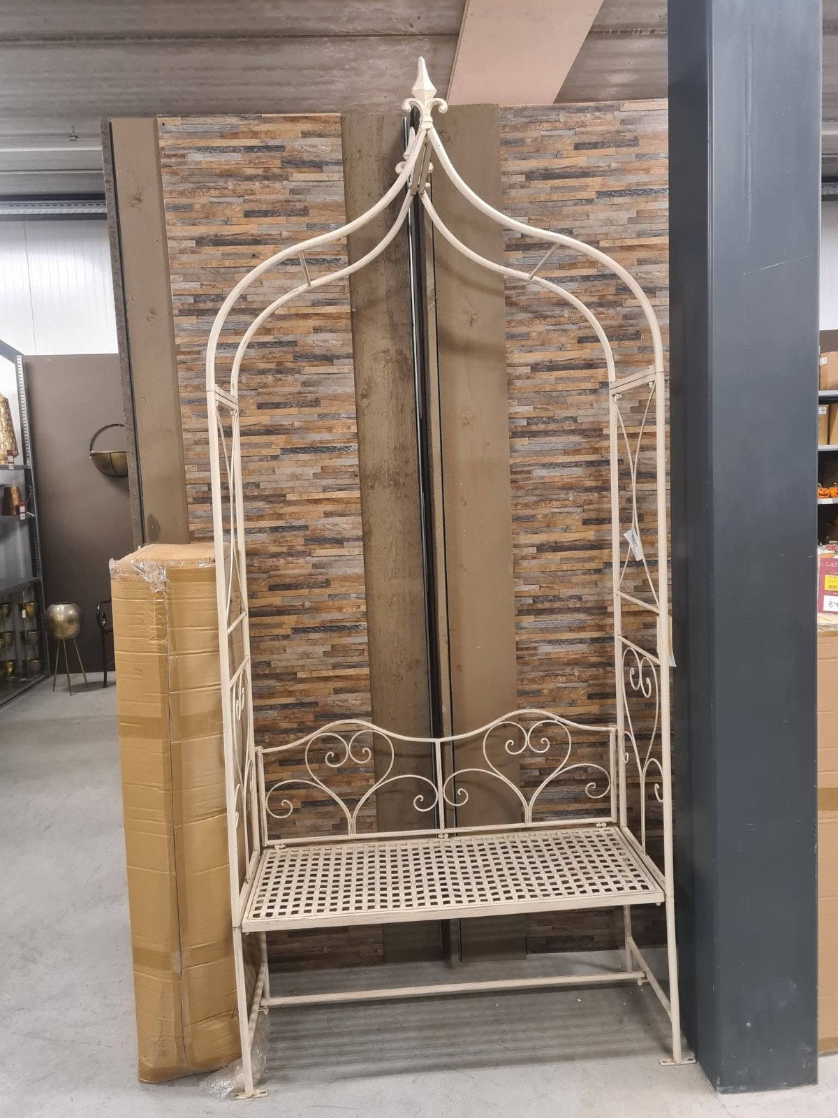 Nouveau banc de jardin avec rosace de la marque Clayre&eef, Jardin & Terrasse, Bancs de jardin, Enlèvement