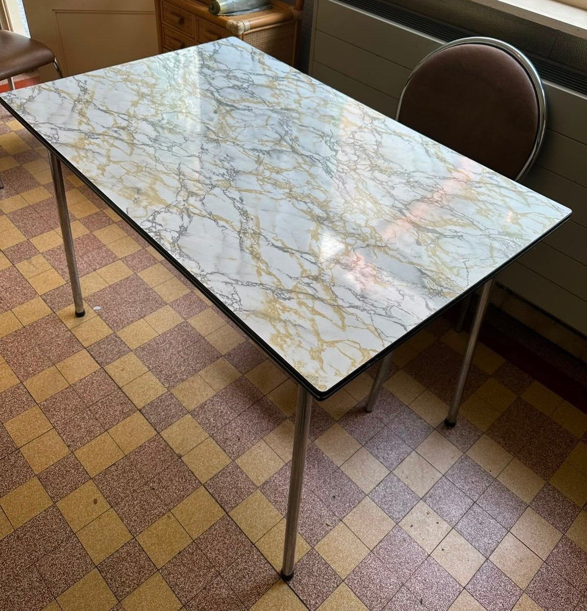 Vintage Formica eettafel Marmerlook, Huis en Inrichting, Ophalen, Gebruikt