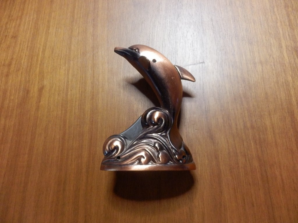 (25) -1 briquet dauphin, Ophalen of Verzenden, Zo goed als nieuw, Dier