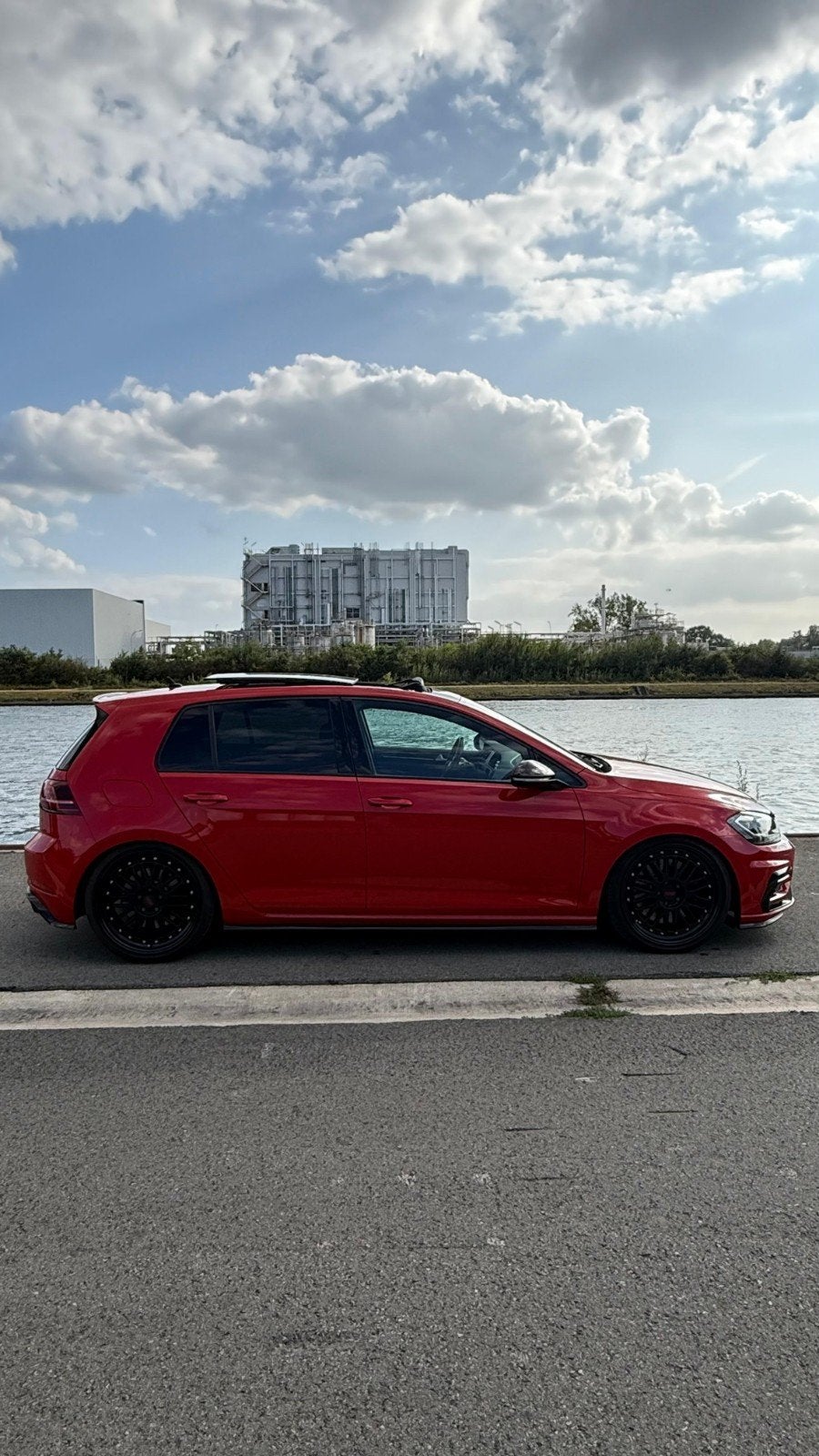 VOLKSWAGEN GOLF 7.5 R, Autos, Achat, Euro 6, Entretenue par le concessionnaire, Noir