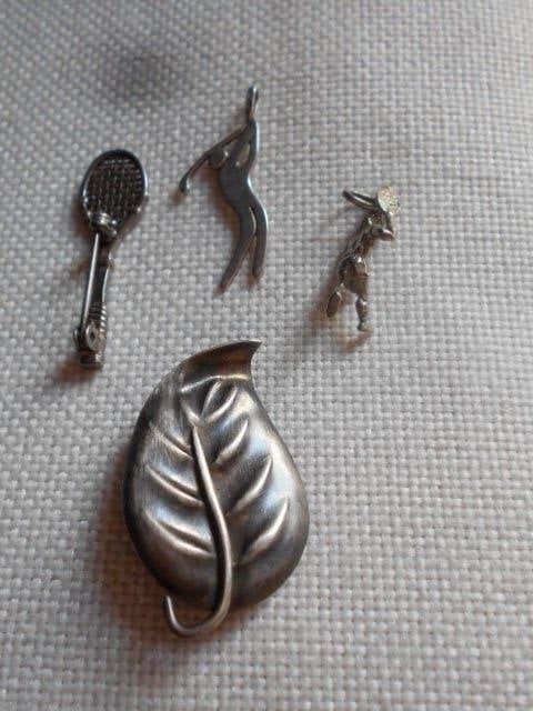 en argent, belle broche, Bijoux, Sacs & Beauté, Broches, Enlèvement ou Envoi, Comme neuf, Argent, Argent