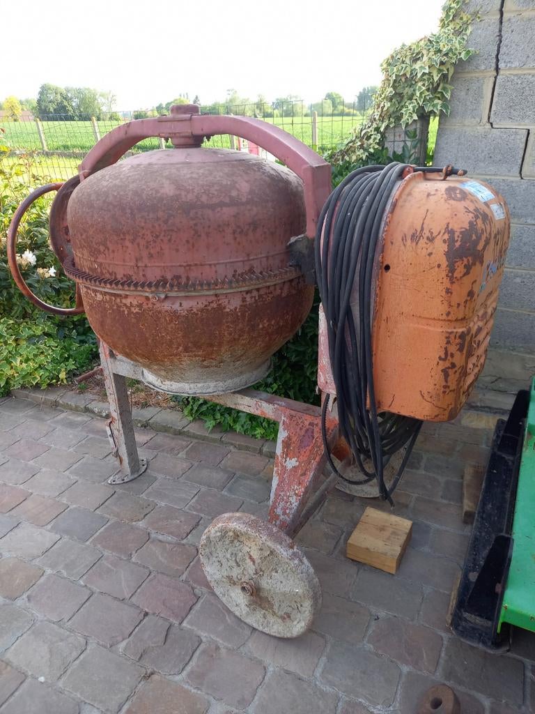 Betonmolen te koop zonder motor, Ophalen