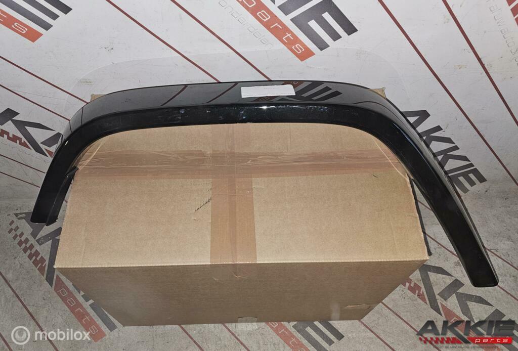 Mercedes G63 AMG Spatbordverbreder rechtsachter A4638805803, Gebruikt, Ophalen of Verzenden