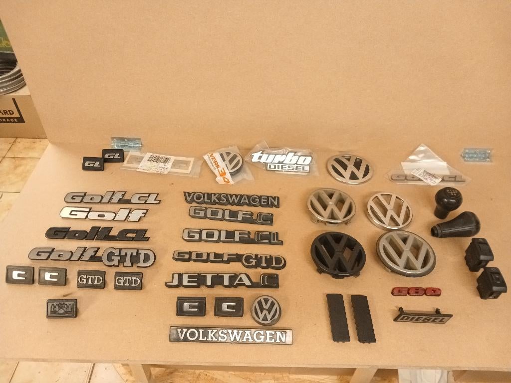 insignes VW golf 1 golf 2 gti gtd badge embleme, Enlèvement ou Envoi, Volkswagen