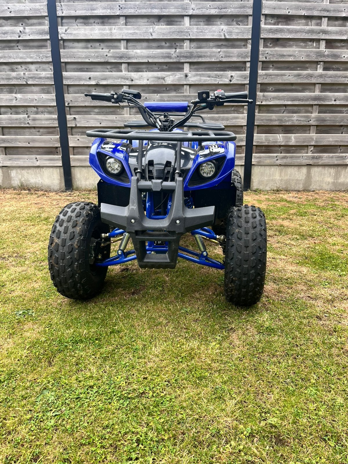 Elektrische Quad, Jusqu'à 11 kW