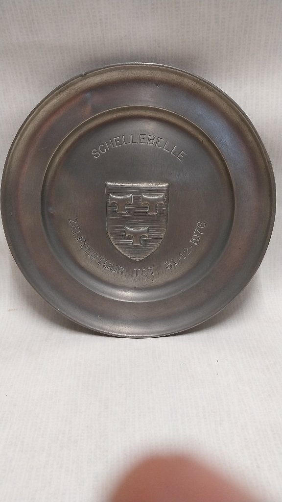 Assiette en étain Schellebelle 1976, Collections, Enlèvement ou Envoi, Utilisé, Autres types