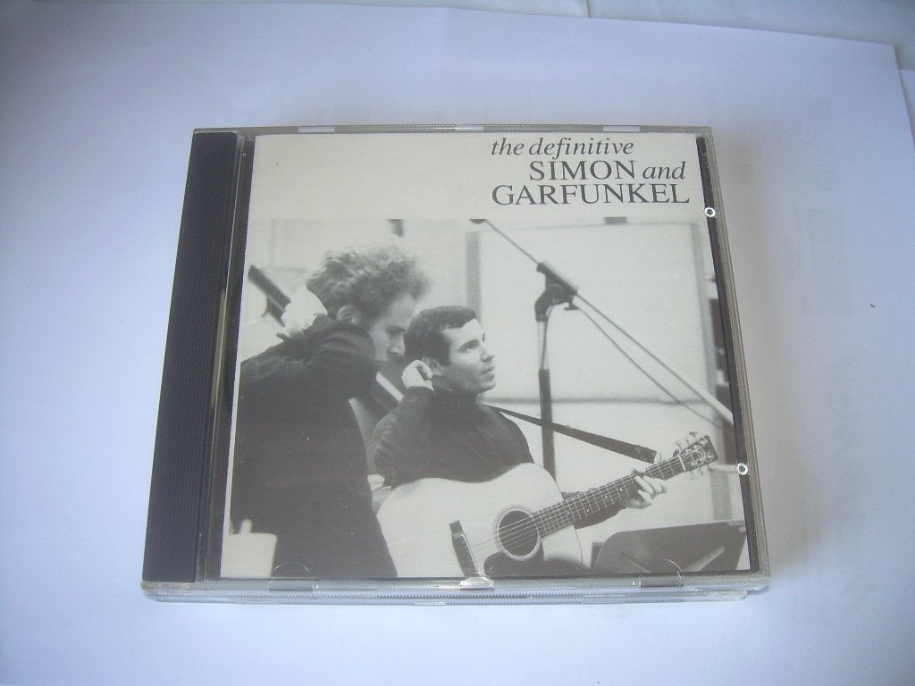 CD - SIMON AND GARFUNKEL - THE DEFINITIVE, Pop, Ophalen of Verzenden, Zo goed als nieuw, Verzamelalbum