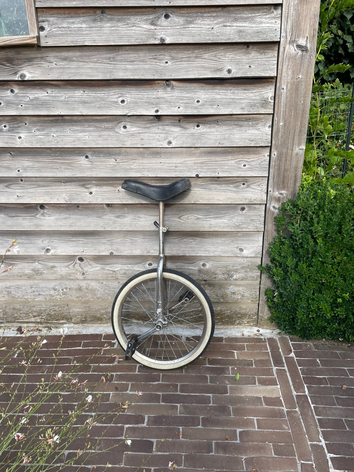 eenwieler met witte band, Vélos & Vélomoteurs, Vélos | Unicycles, Enlèvement, Utilisé